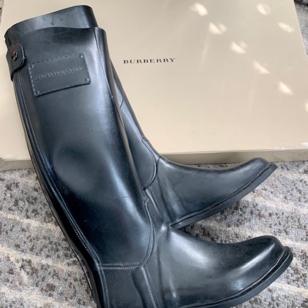Burberry Barnham Equestrian Riding Rain Boots